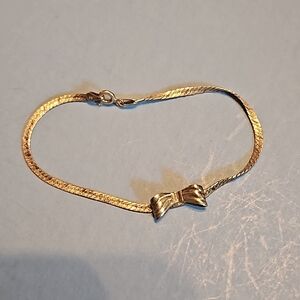 Sterling silver bracelet with bow